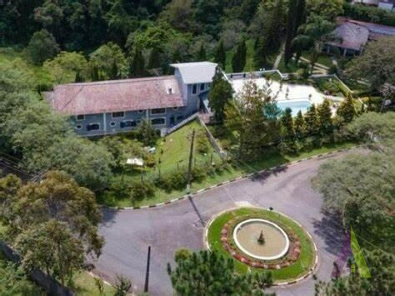 Dois Lotes em Condomínio de Alto Padrão em São Roque!