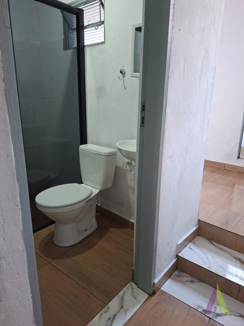 Casa Térrea Próximo ao Centro de São Roque!  