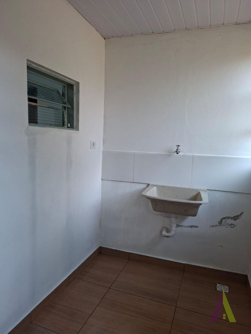 Casa Térrea Próximo ao Centro de São Roque!  