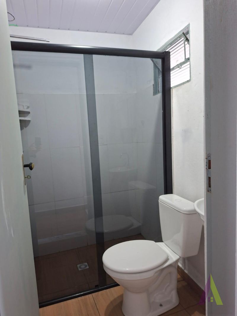 Casa Térrea Próximo ao Centro de São Roque!  