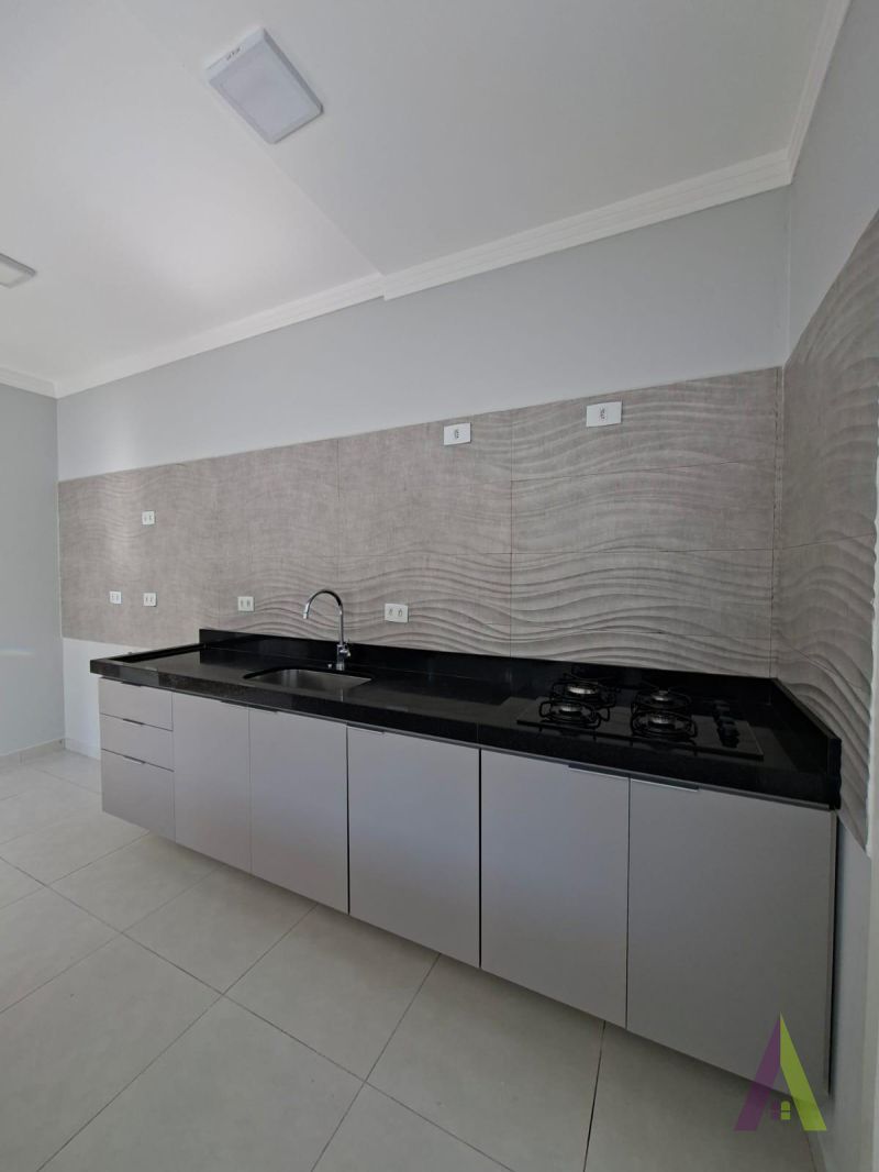 Casa em Condomínio Fechado de São Roque!