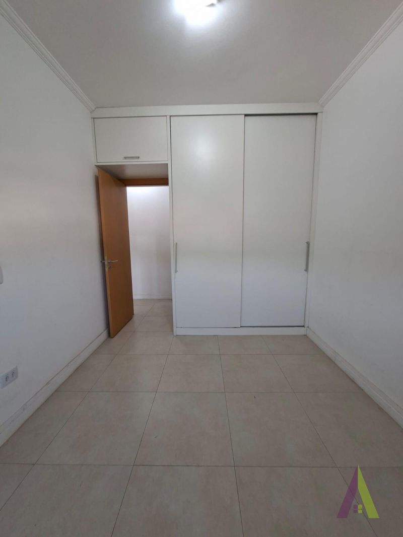 Apartamento no Centro de São Roque!