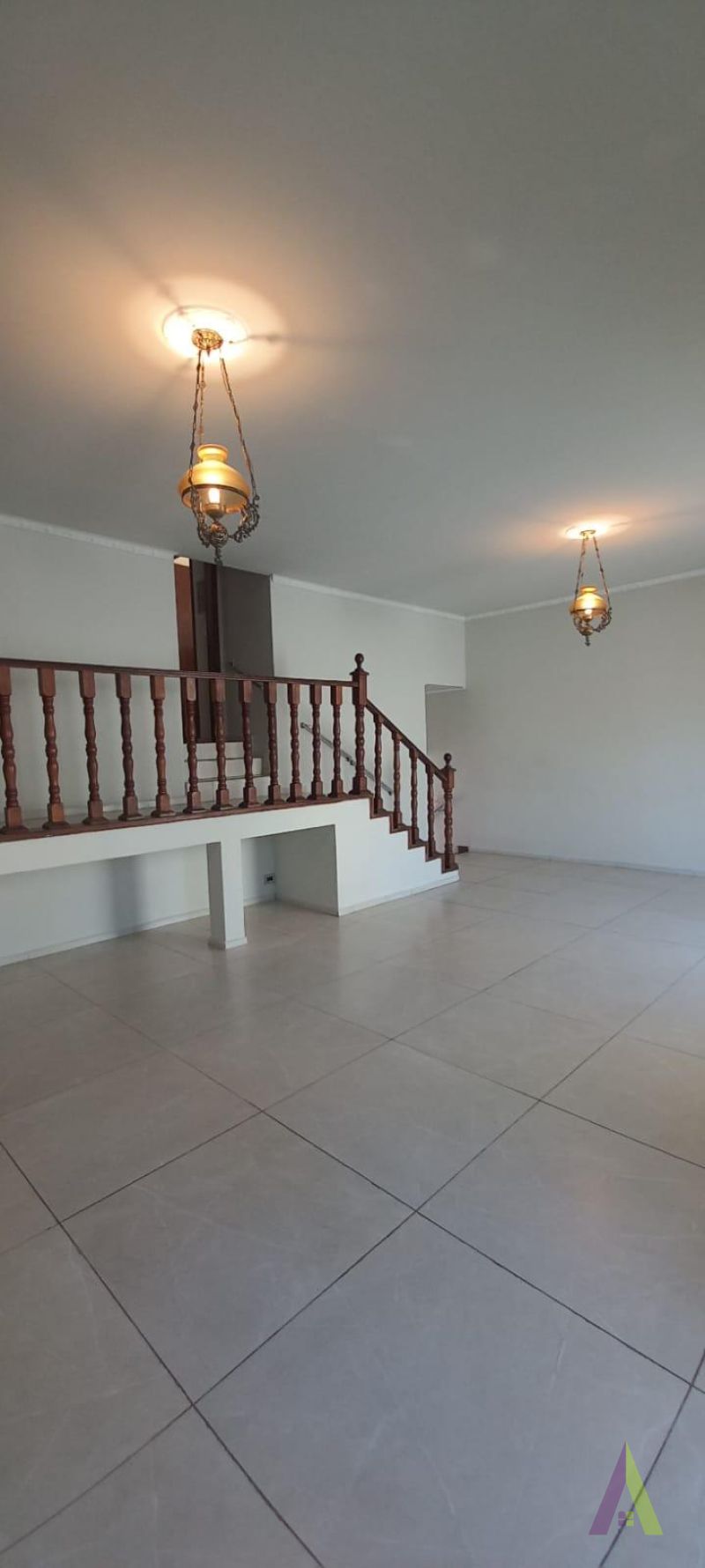 Casa Térrea no  Centro de São Roque!