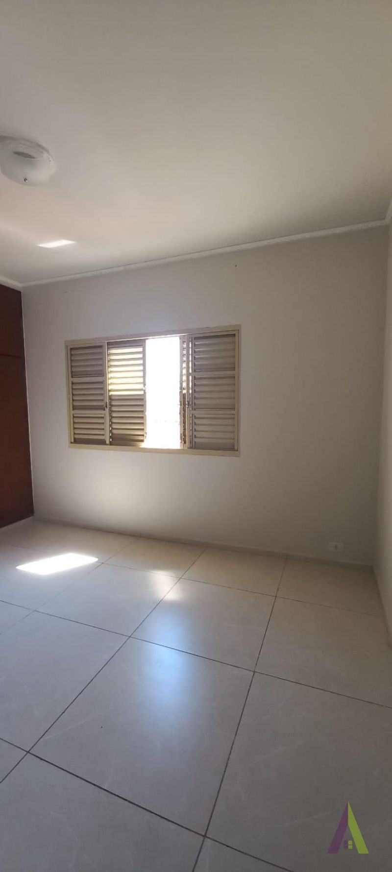 Casa Térrea no  Centro de São Roque!