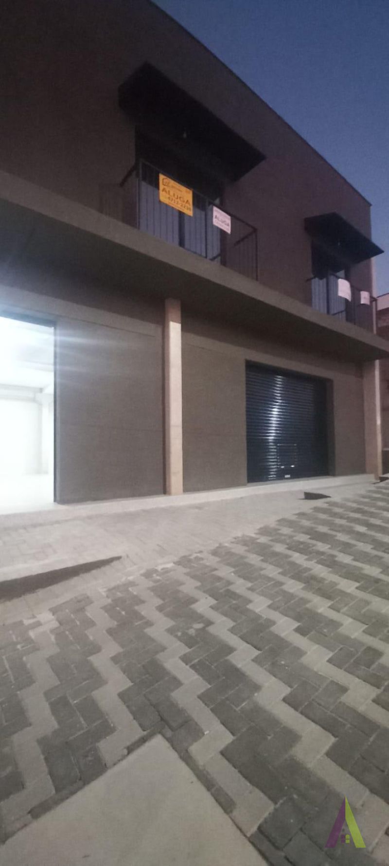 Sala Comercial em São Roque!
