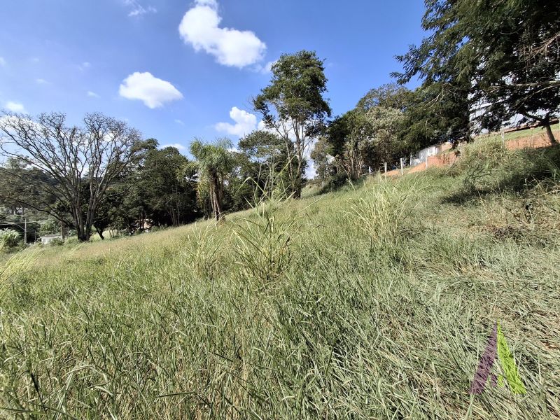 Terreno amplo para industria, comercio ou residência em São Roque!