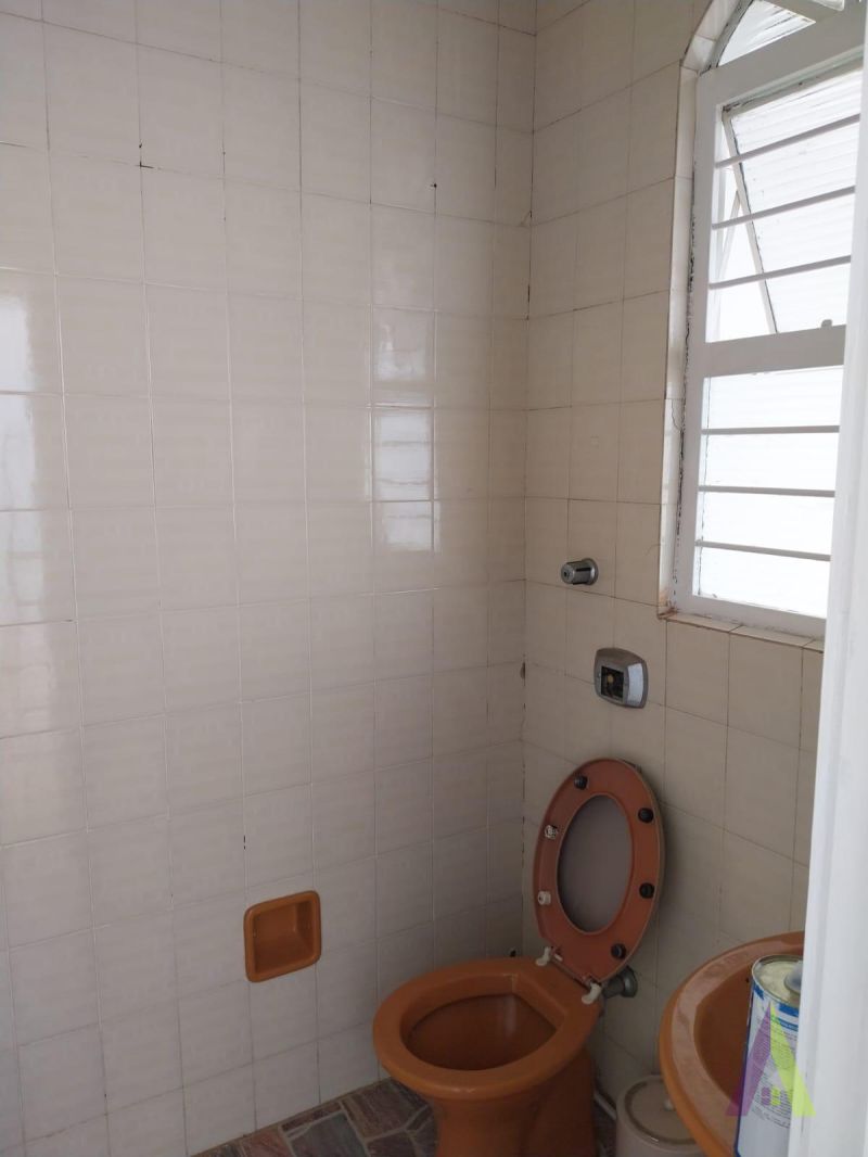 Casa Térrea em Bairro Tradicional de  São Roque!