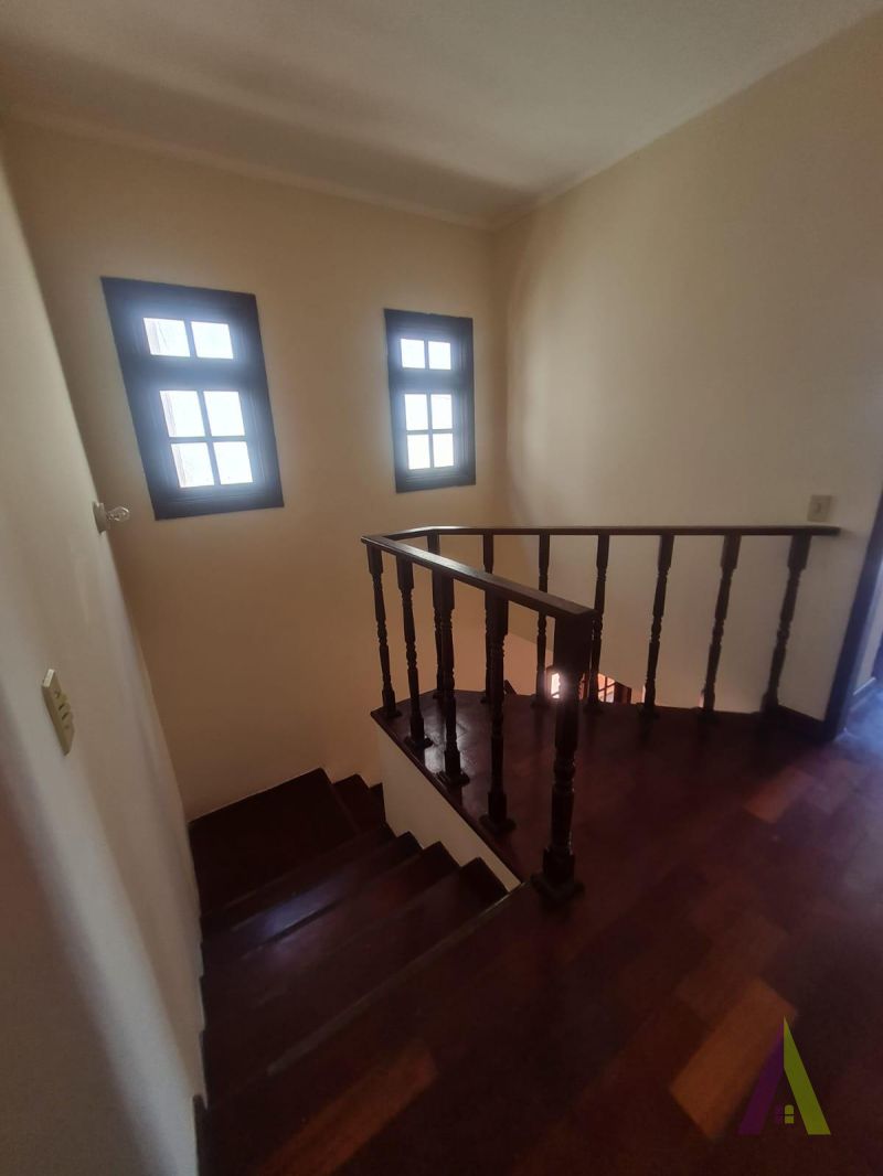 Sobrado em Bairro Tradicional de São Roque!