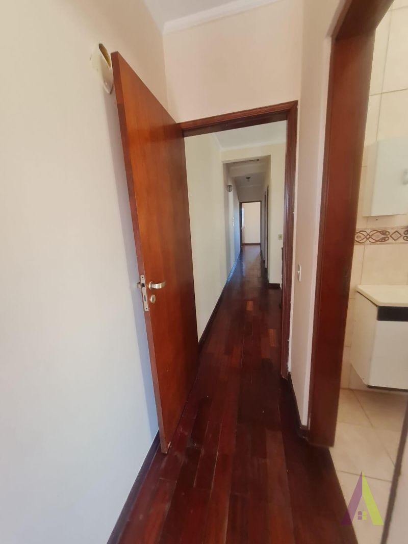 Sobrado em Bairro Tradicional de São Roque!