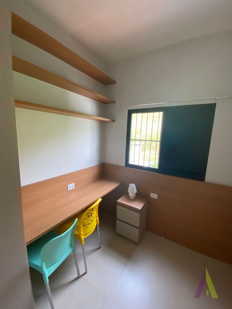 Sobrado em Condomínio em São Roque!