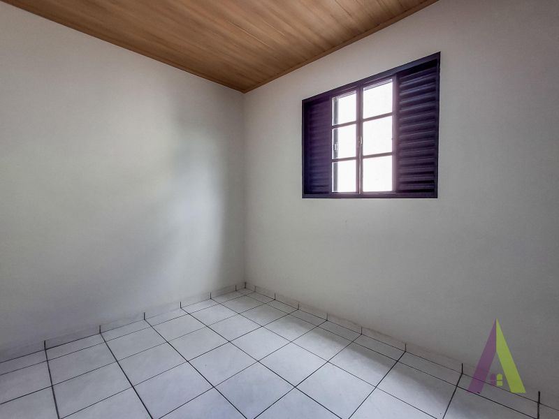 Casa pronta para morar em bairro tradicional de São Roque!