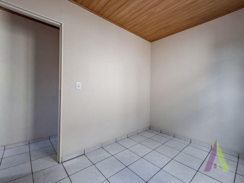 Casa pronta para morar em bairro tradicional de São Roque!