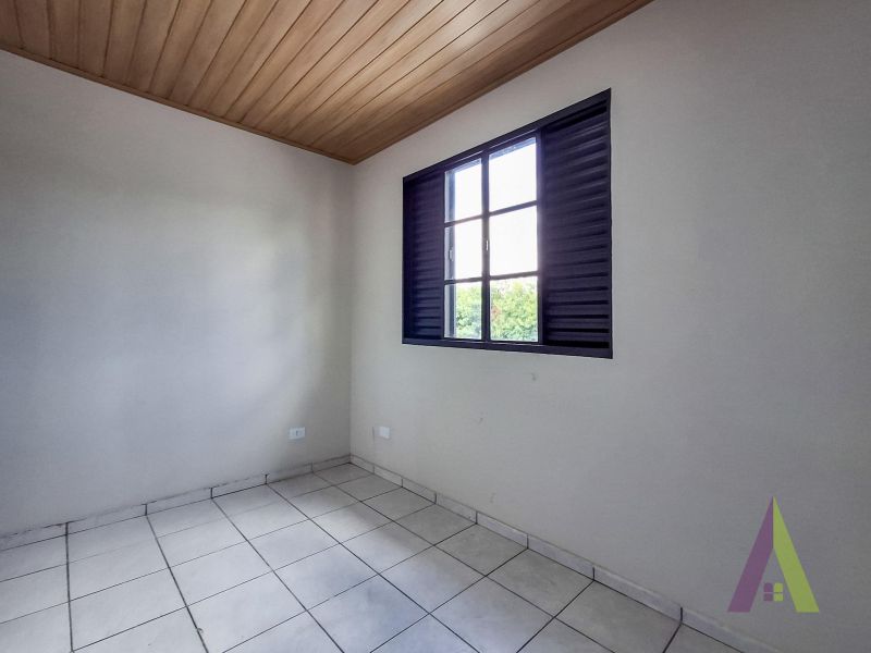 Casa pronta para morar em bairro tradicional de São Roque!