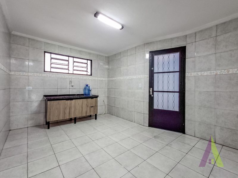 Casa pronta para morar em bairro tradicional de São Roque!