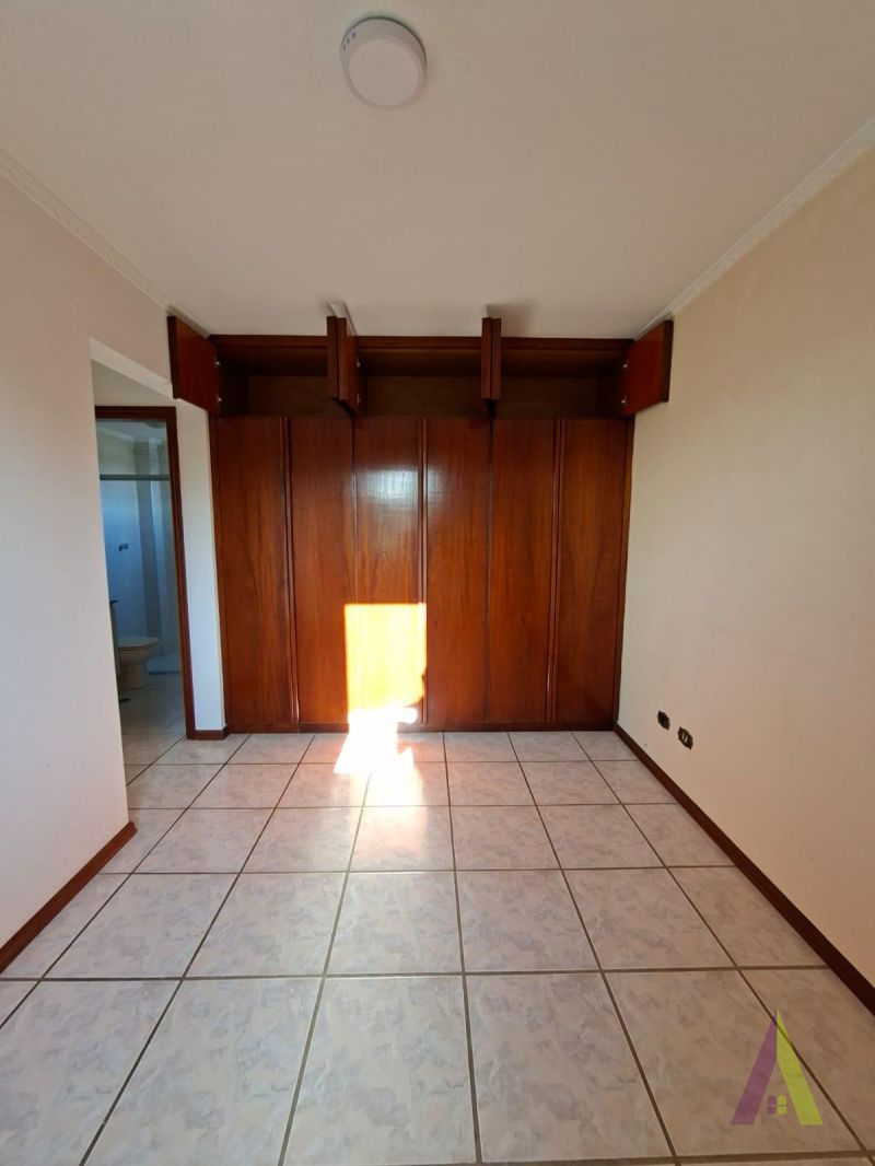  Apartamento no Centro da Cidade de São Roque!