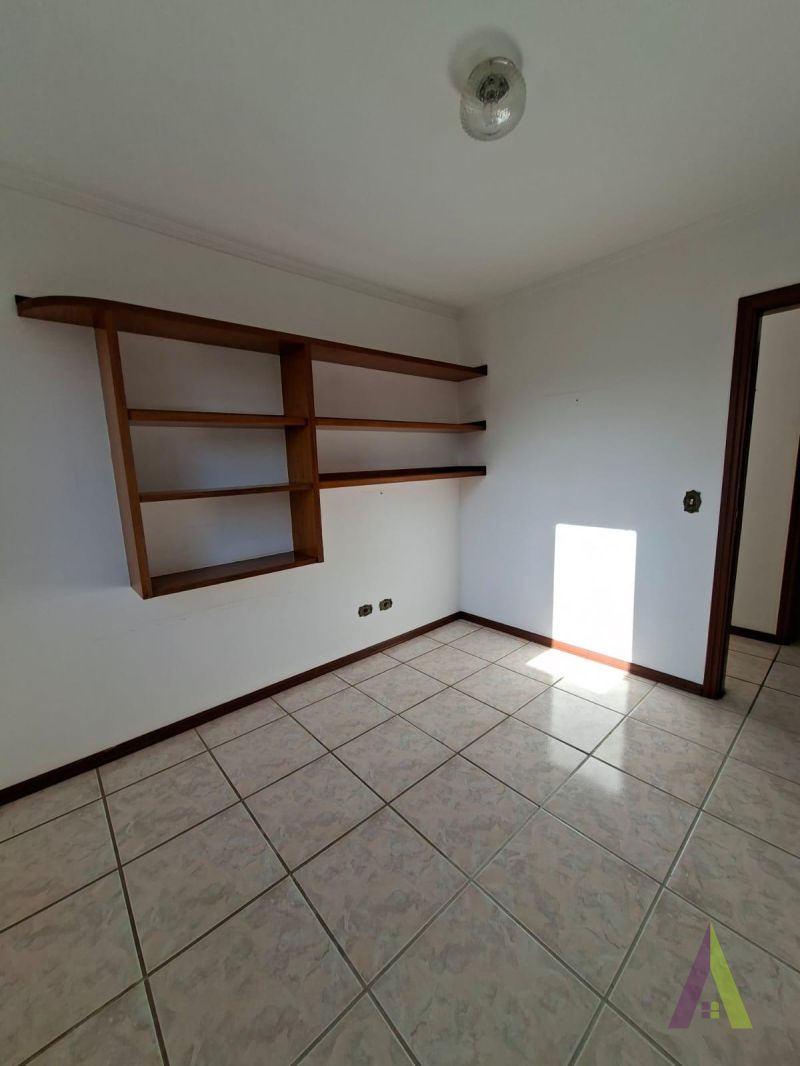  Apartamento no Centro da Cidade de São Roque!