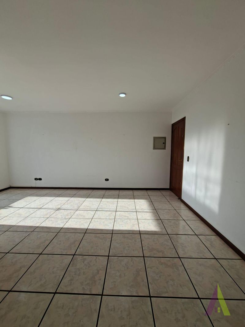  Apartamento no Centro da Cidade de São Roque!