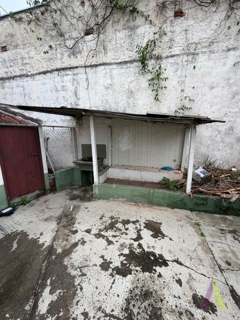 Sobrado com 12 Dormitórios em Bairro Tradicional de São Roque! 