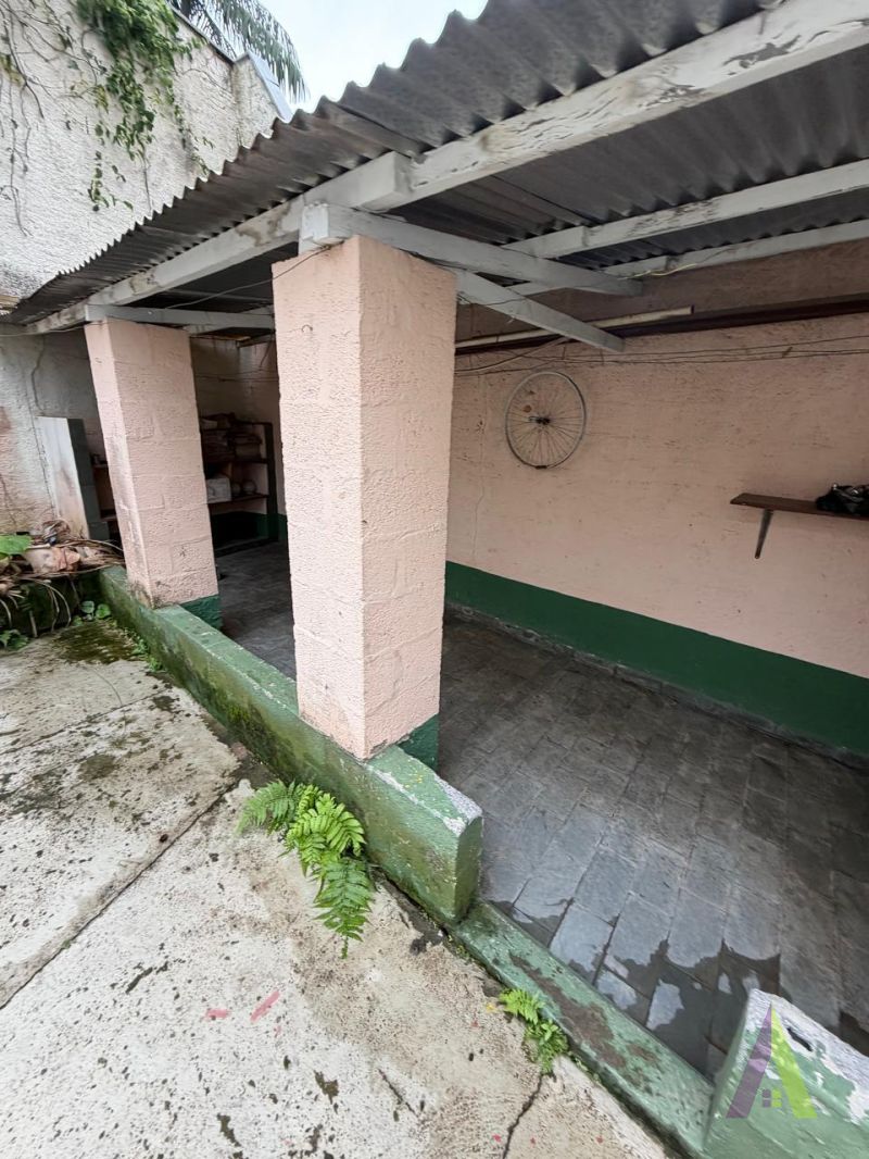 Sobrado com 12 Dormitórios em Bairro Tradicional de São Roque! 