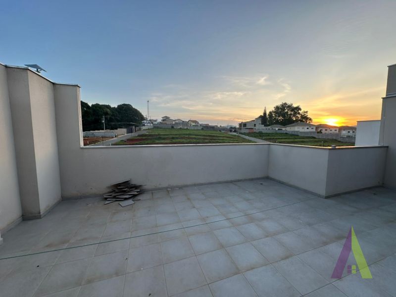 Apartamento Duplex em Condomínio Clube em São Roque!
