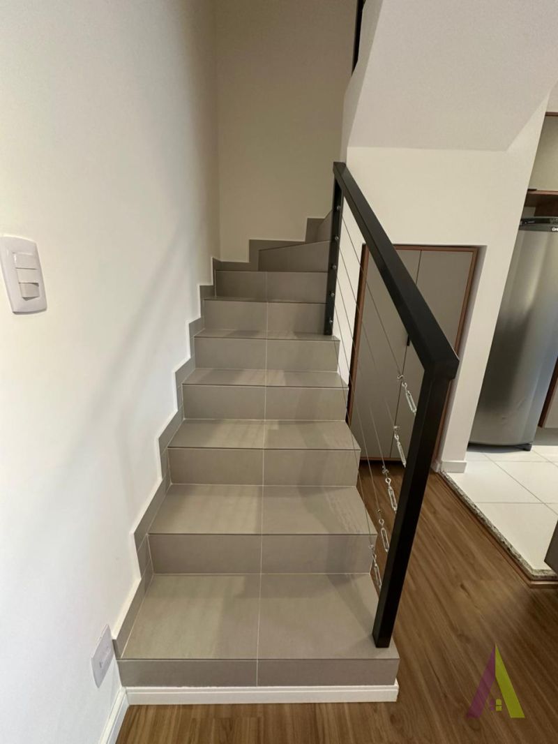 Apartamento Duplex em Condomínio Clube em São Roque!