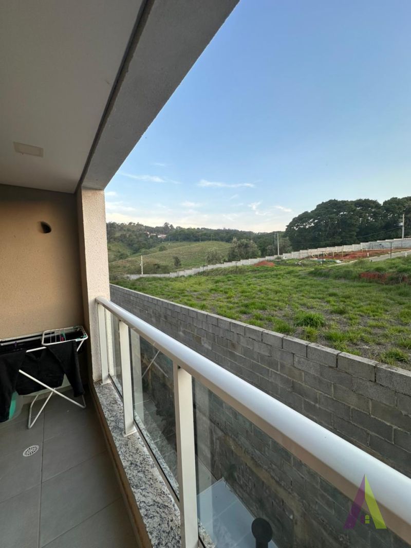Apartamento Duplex em Condomínio Clube em São Roque!