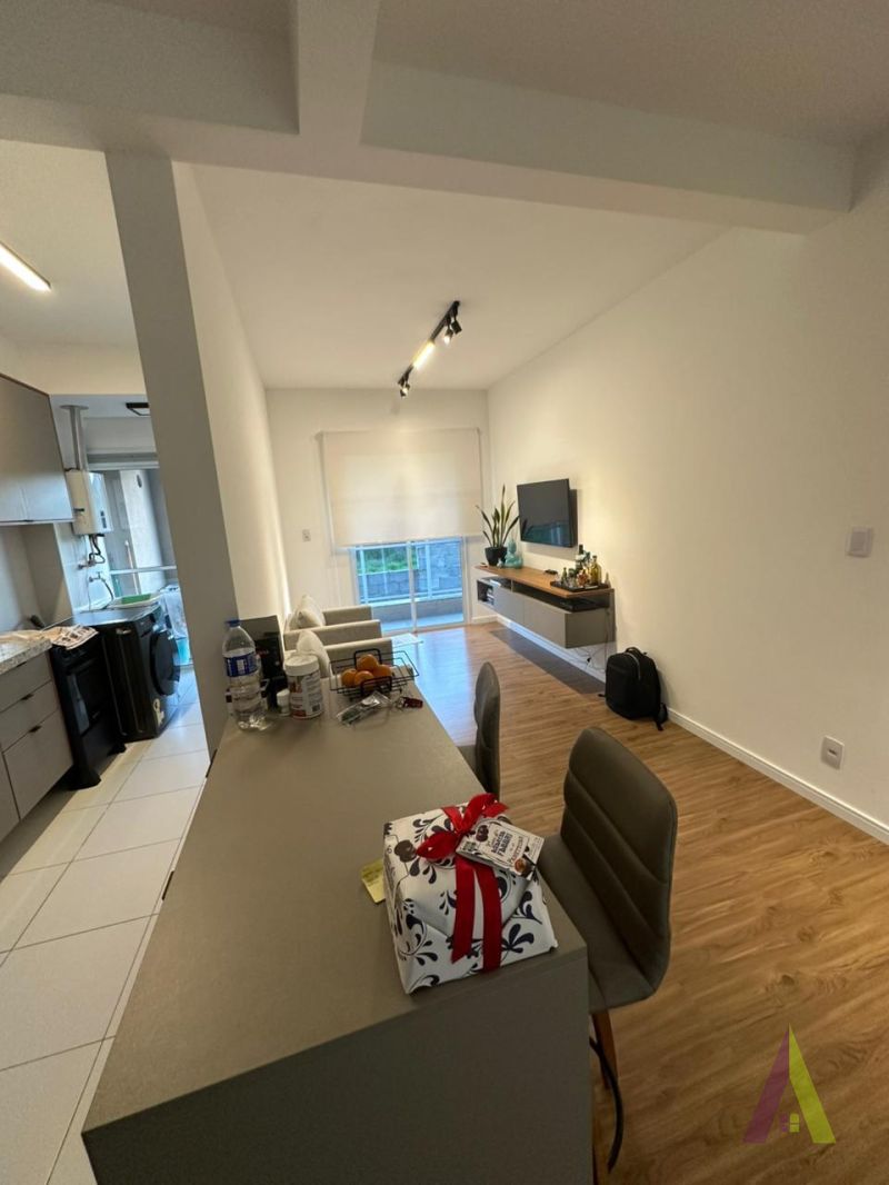 Apartamento Duplex em Condomínio Clube em São Roque!