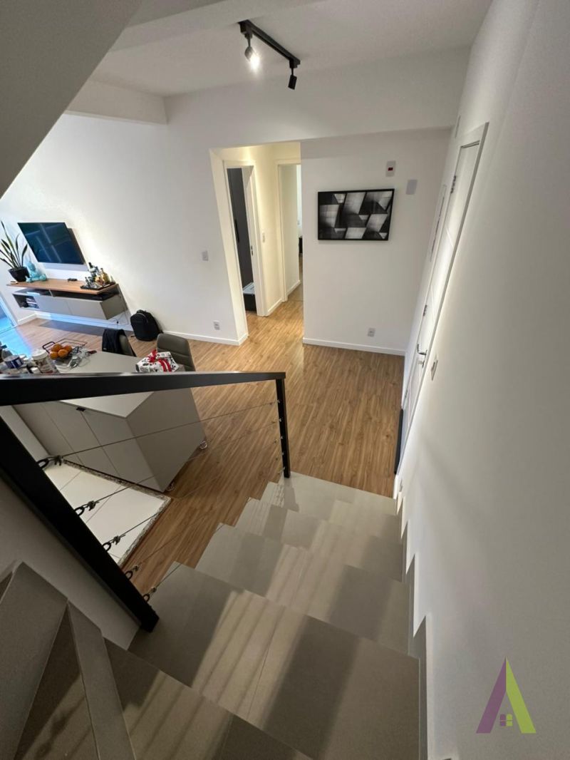 Apartamento Duplex em Condomínio Clube em São Roque!