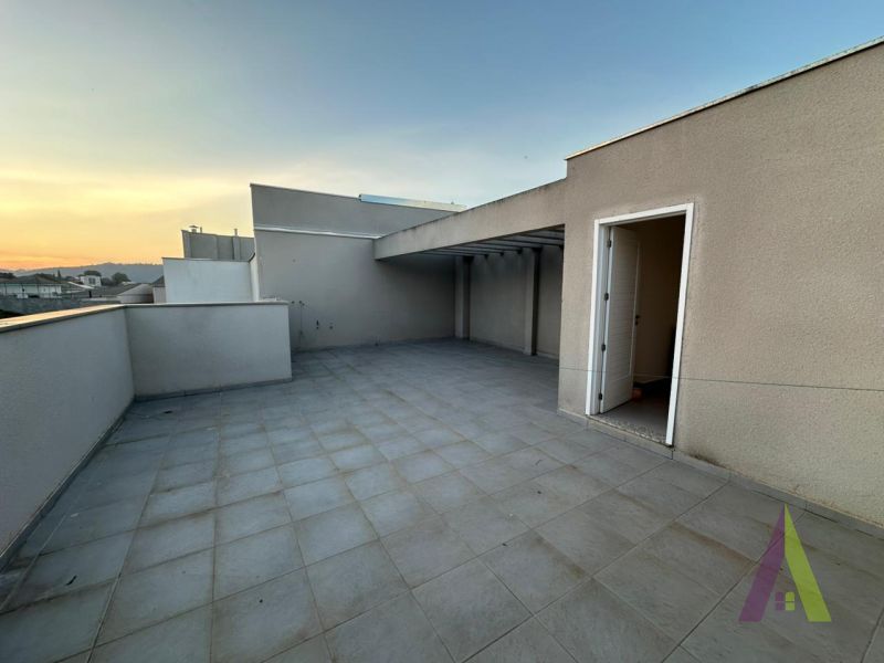 Apartamento Duplex em Condomínio Clube em São Roque!