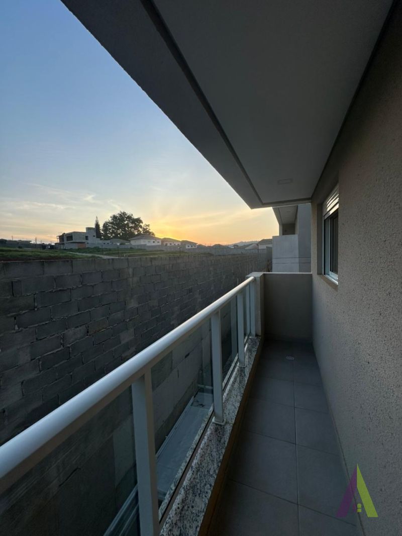 Apartamento Duplex em Condomínio Clube em São Roque!