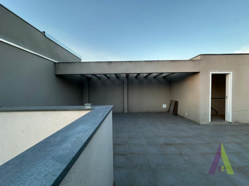 Apartamento Duplex em Condomínio Clube em São Roque!