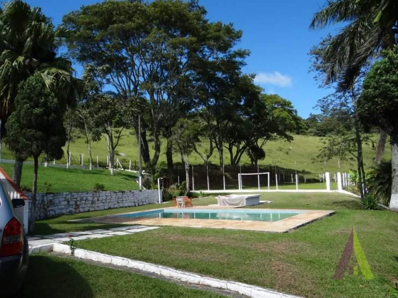 Sítio Completo com 174.240m² em São Roque!