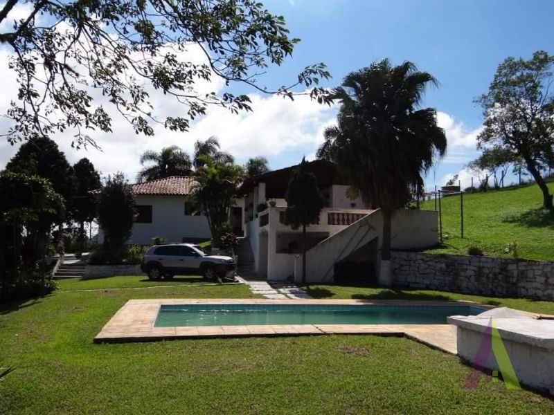 Sítio Completo com 174.240m² em São Roque!