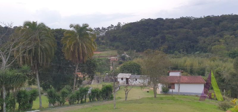 Sítio Completo com 174.240m² em São Roque!
