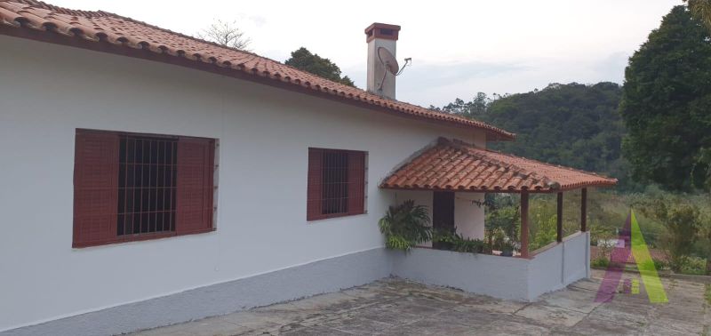 Sítio Completo com 174.240m² em São Roque!