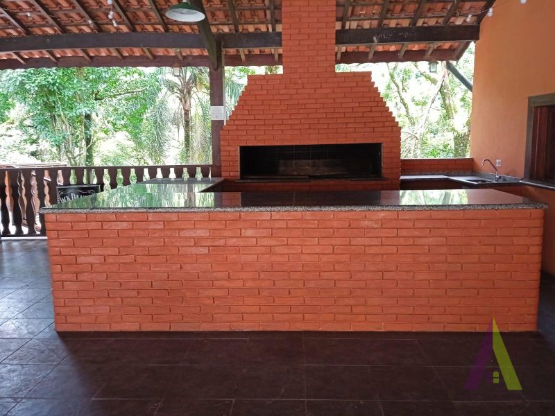 Chácara de eventos em funcionamento a venda em São Roque!