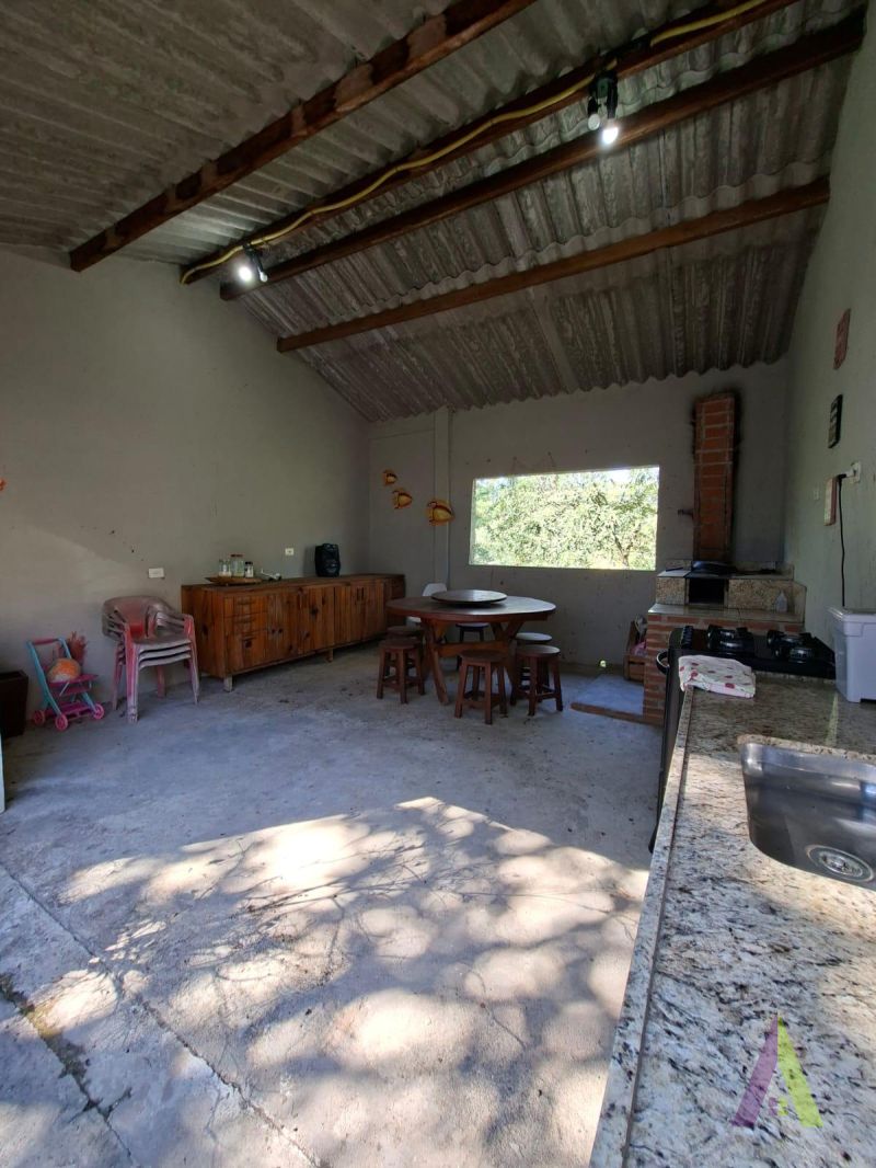 Casa em Bairro Tradicional de São Roque!