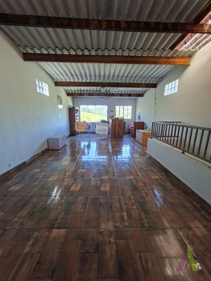 Casa em Bairro Tradicional de São Roque!