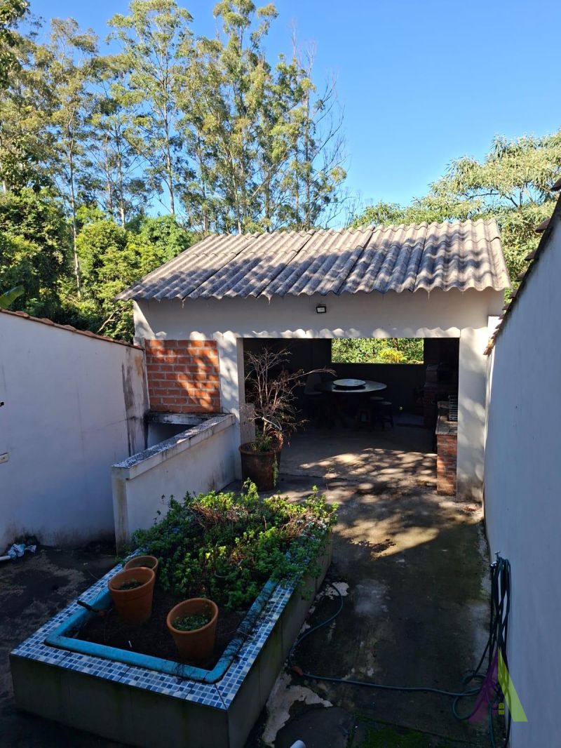 Casa em Bairro Tradicional de São Roque!