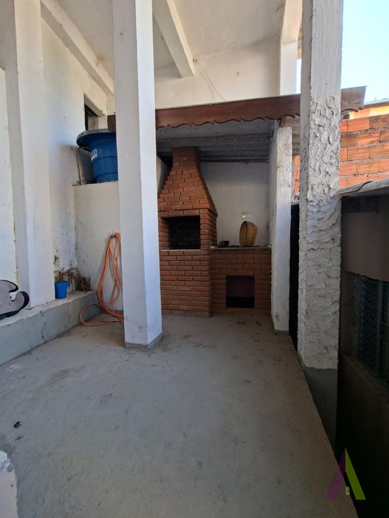 Casa em Bairro Tradicional de São Roque!