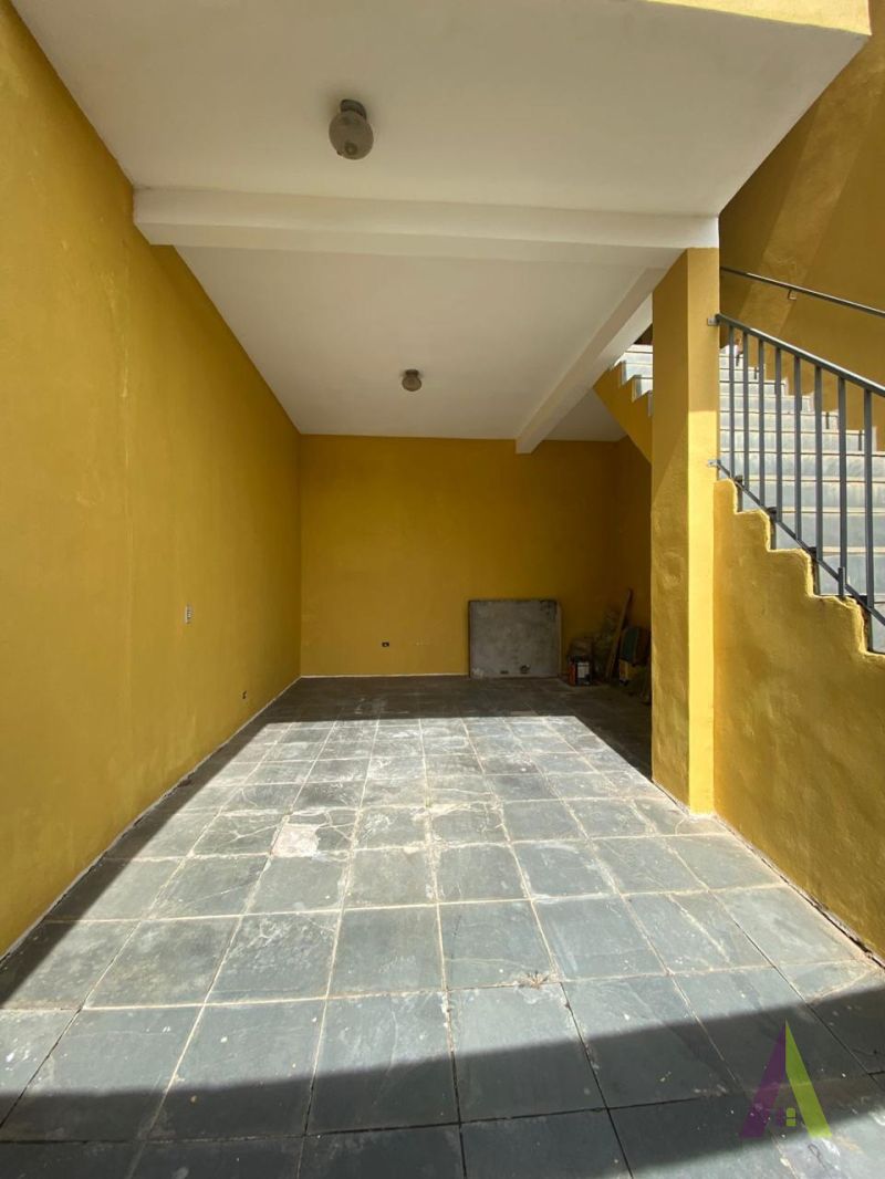 Sobrado em Bairro Tradicional de São Roque!