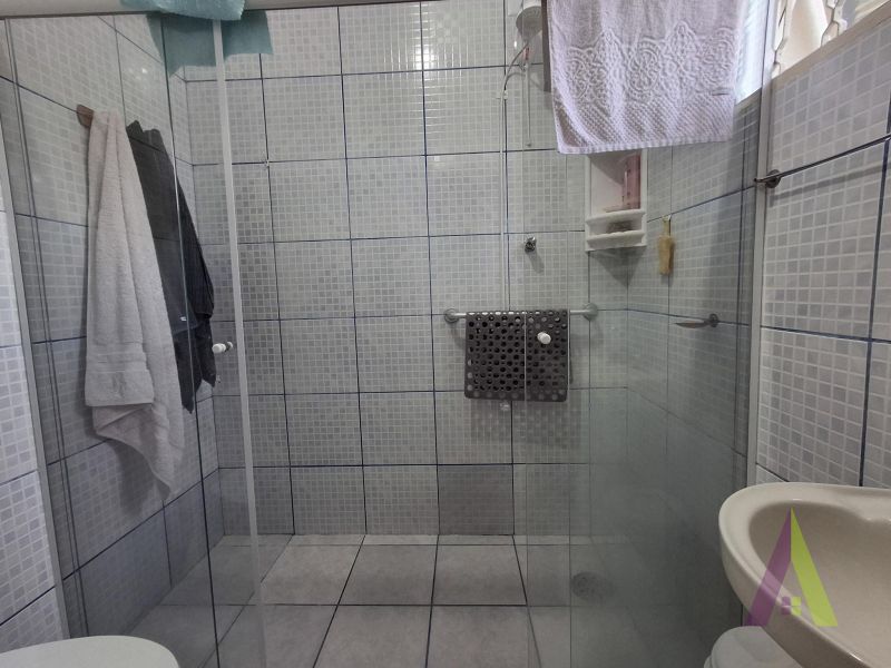 Chácara próxima ao centro com estrutura pra cães em São Roque!