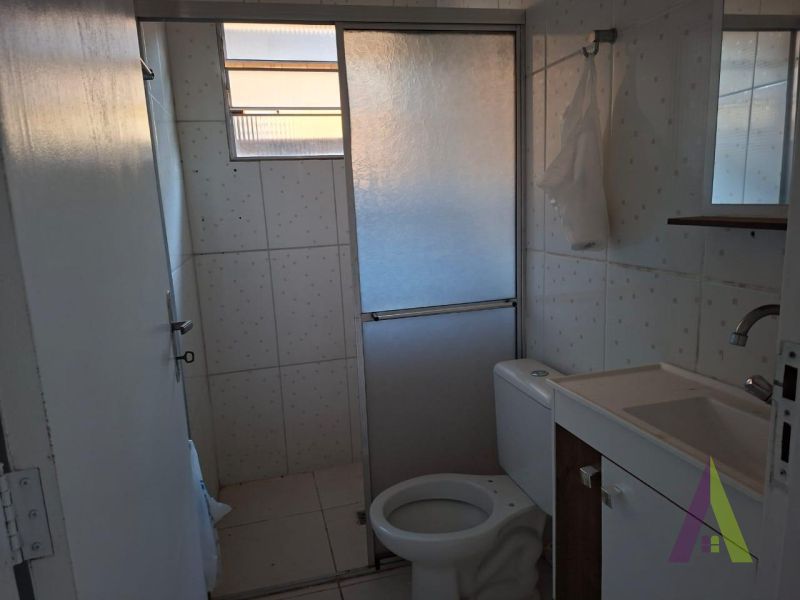 Casa Térrea em Bairro Tradicional de São Roque! 