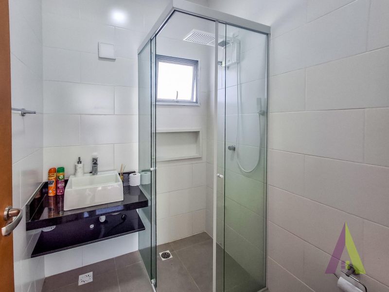 Casa em condomínio com vista para o Saboó em São Roque!