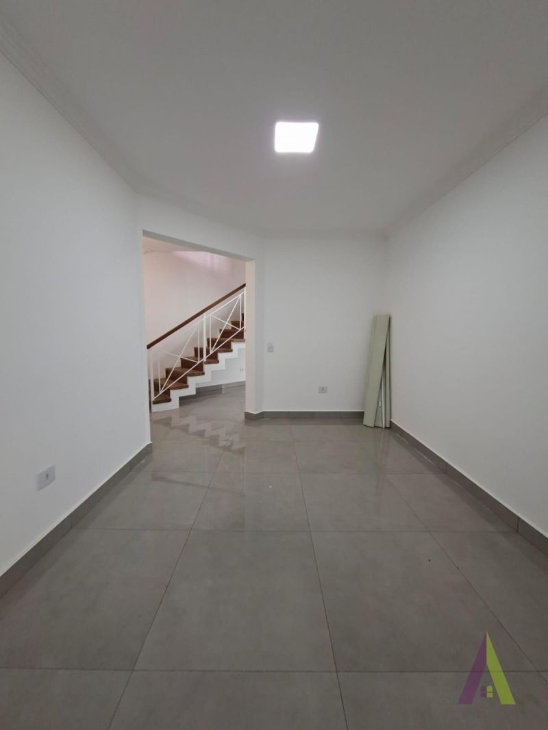 Apartamento Duplex no Centro de São Roque! 