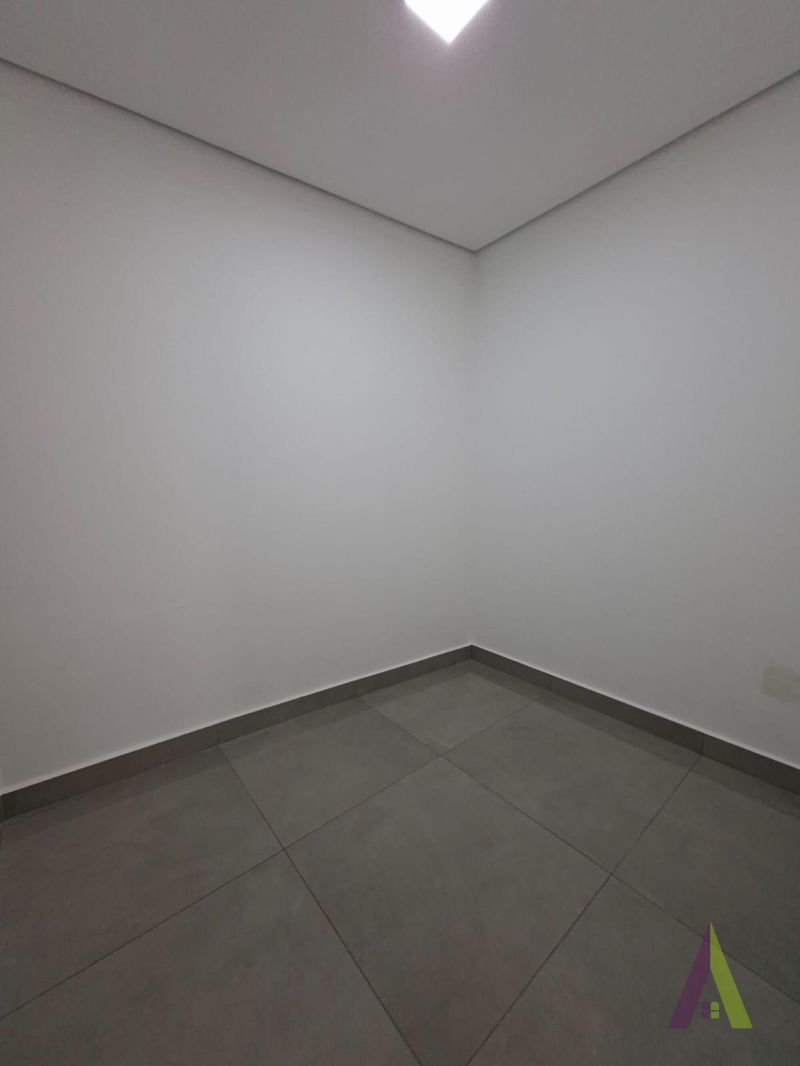 Apartamento Duplex no Centro de São Roque! 