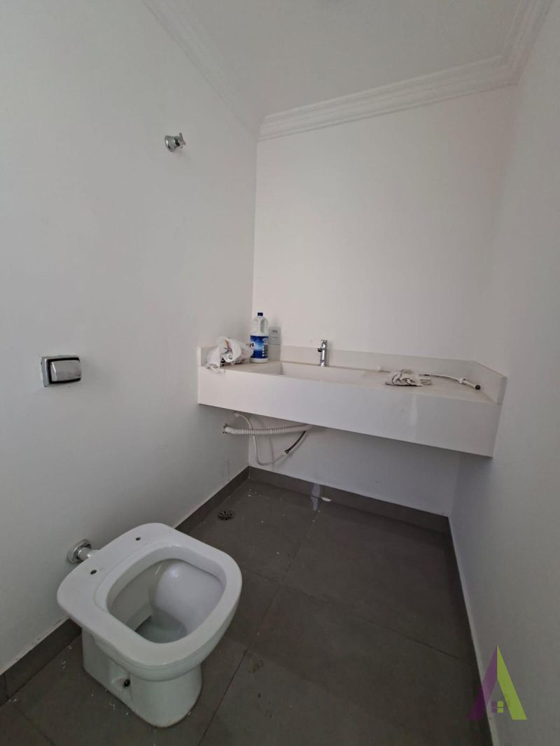 Apartamento Duplex no Centro de São Roque! 