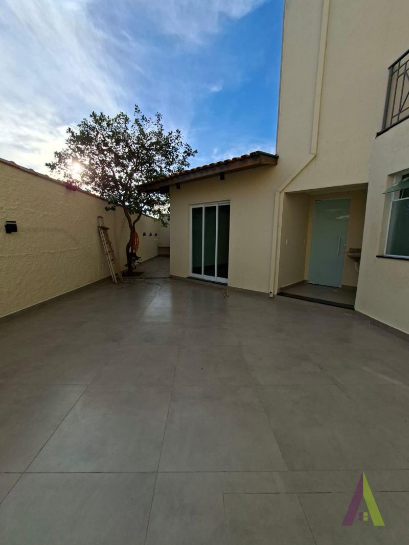 Apartamento Duplex no Centro de São Roque! 
