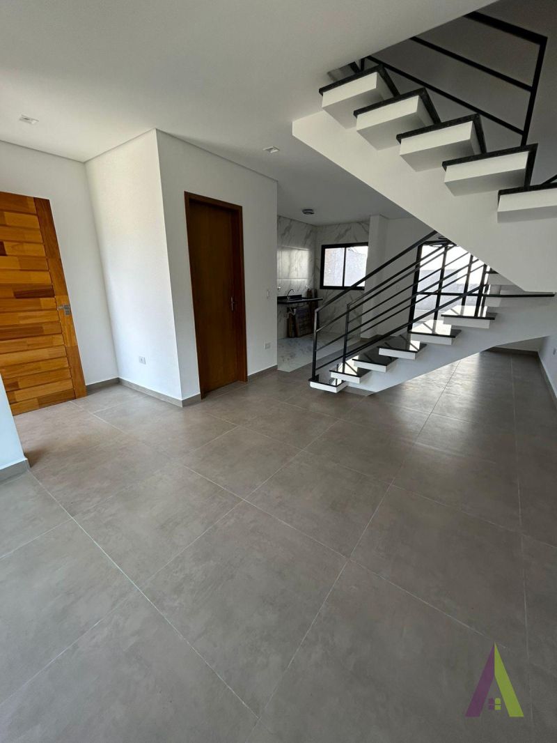 Casa em Condomínio em São Roque!