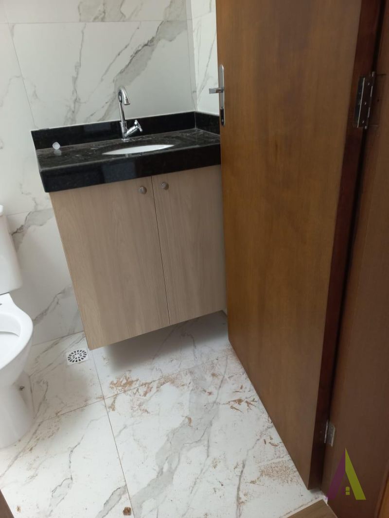 Casa em Condomínio em São Roque!